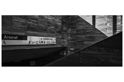 architektura,cyfrowo,czarno - białe,Fujifilm X70,metro,Warszawa