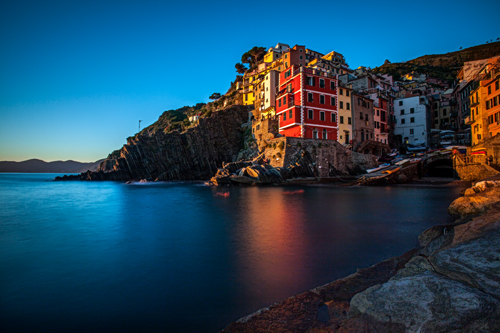 Canon 5D Mark II,Cinque terre,cyfrowo,długim czasem,krajobraz,Riomaggiore,trochę koloru,Włochy