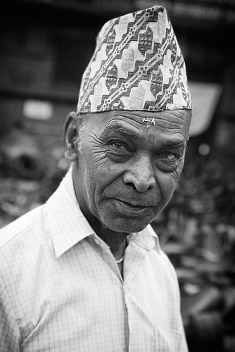 cyfrowo,czarno - białe,galeria,Indie,Nepal,Patan,portret uliczny,wyprawa